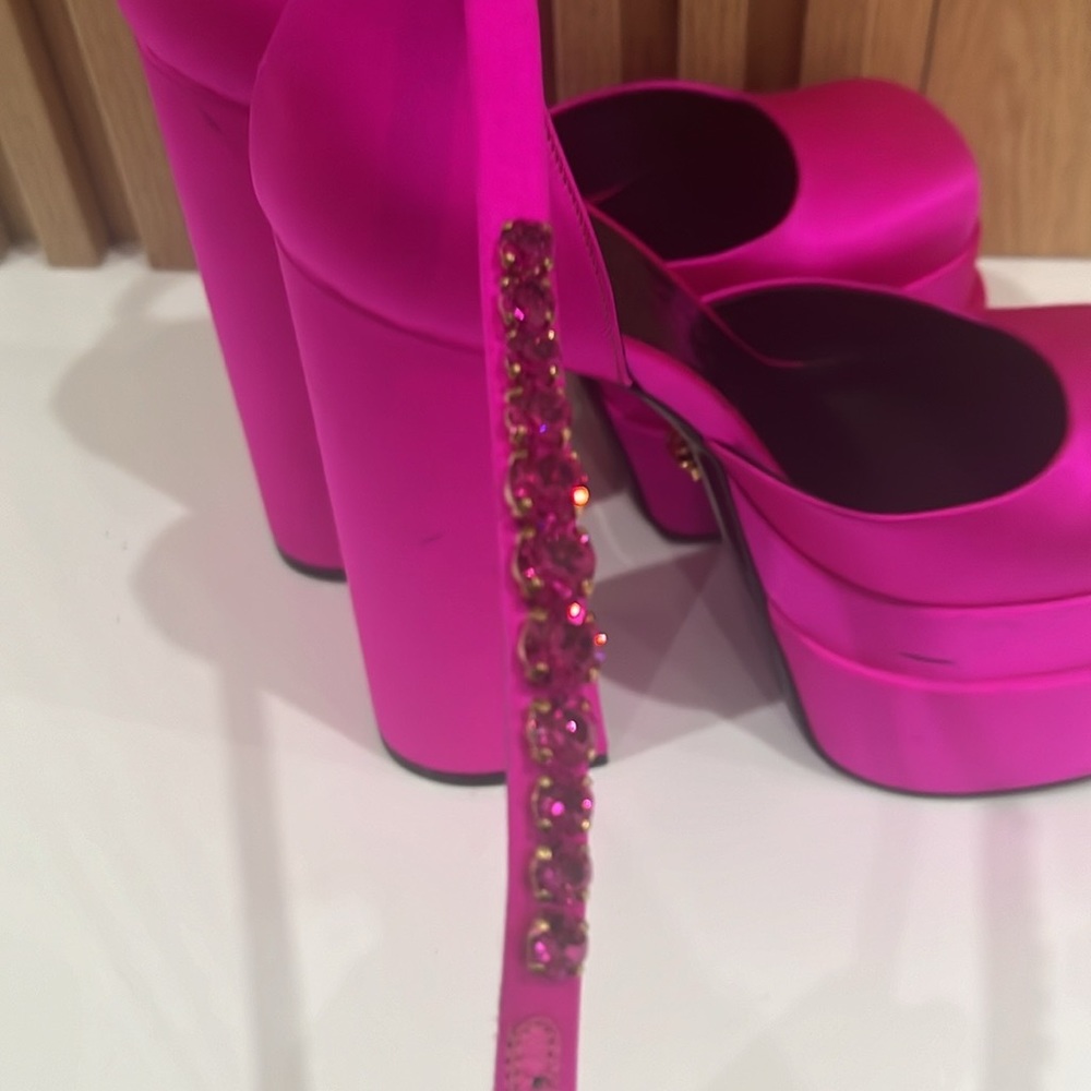 Versace Sample Platforms - image 7